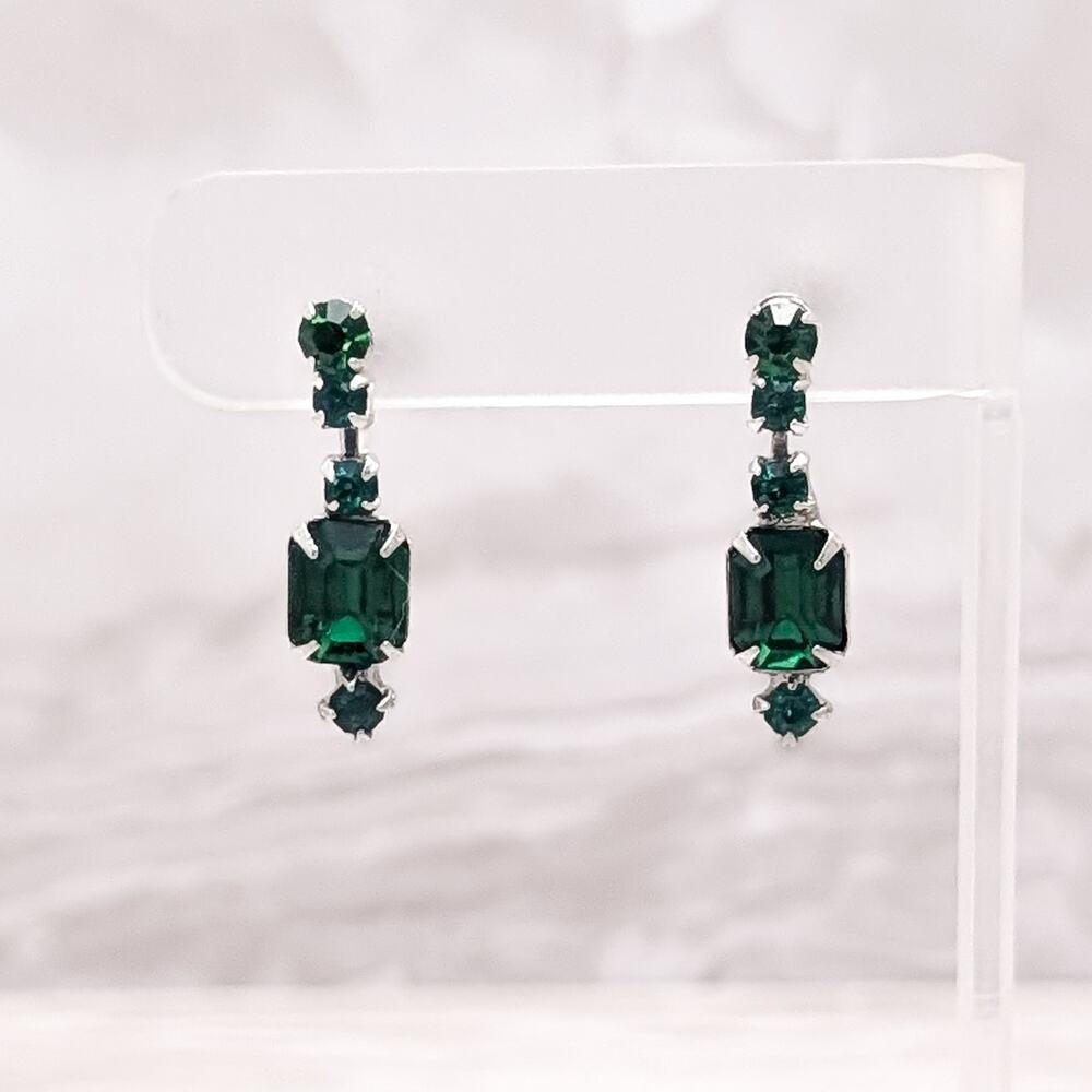 Vintage Screw Back Earrings - Silver Tone & Green Gems Dangle Drop - Regal